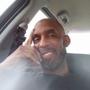 Meet your Posher, Louis